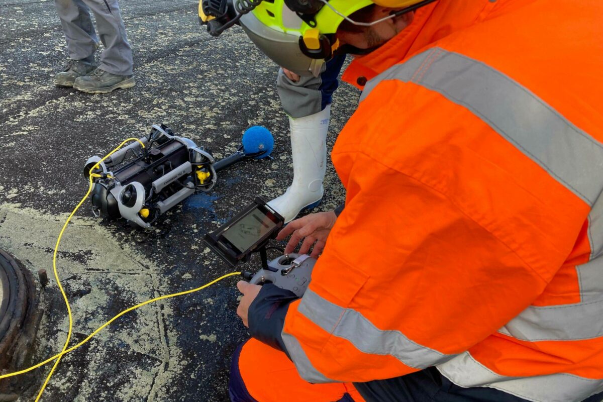 Un robot sous-marin et un drone aquatique… 2 technologies au service de l’inspection des canalisations!